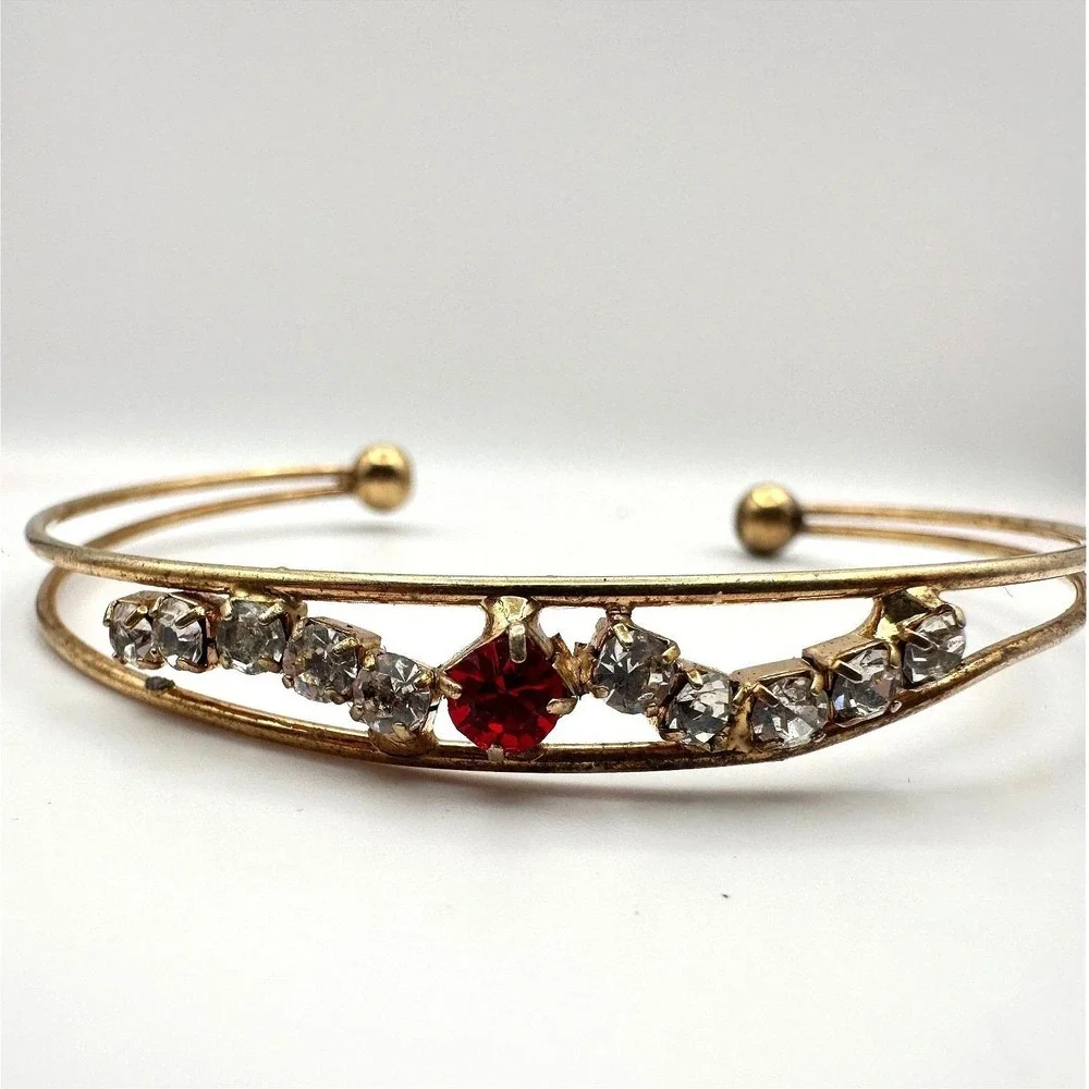 Vintage‎ Y2K Red & Clear Rhinestone Gold Tone Hand Bracelet Women's Jewelry